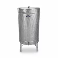 Brandy and oil tanks with filling opening (14.3)